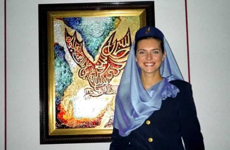 Ola Budzyńska jako stewardessa w arabskich liniach lotniczych